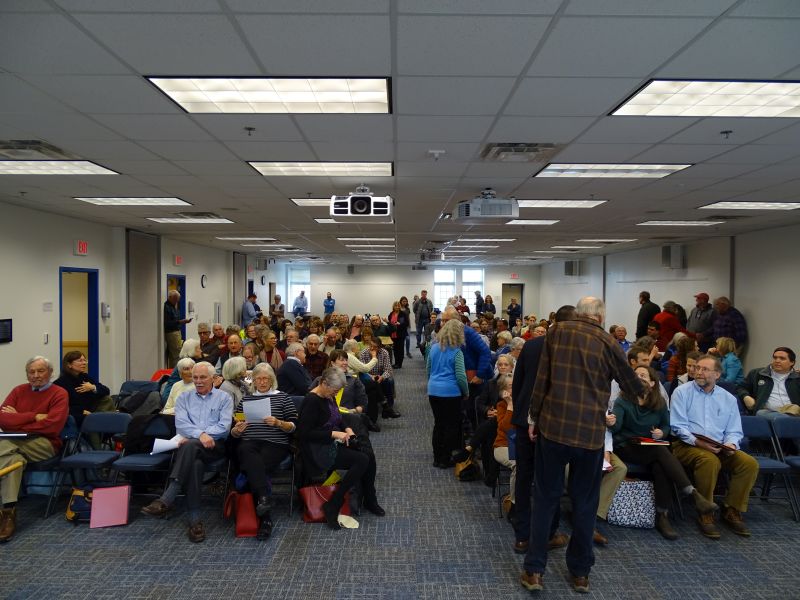 The room at the University of Maine Hutchinson Center Nov. 28. (photo by Erica Thoms)