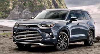Looking almost as imposing as a Lexus GX, Toyota’s new Grand Highlander is a family SUV writ large, and even the entry-level model is well equipped. Toyota calls this color Stormcloud. Other tints include Wind Chill Pearl, Coastal Cream, Blueprint and more.