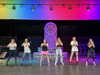 Sara Ackley, Rosie Fishman, Kerrigan Peterson, Charlotte Nelson, Annie Costello, Chloe Day-Lynch (Photo by Ethan Ratner)