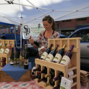 Take your mama to the Union winery and distillery this Sunday. (Photo courtesy Savage Oakes Winery)