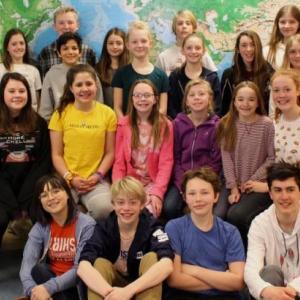 Camden Rockport Middle School’s cast of “Offed at the Bake-off” a dinner theater. (Photos by Ellen Curtis)