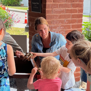 Sarah Doudera introduces children and their parents to a variety of local sea animals. (Photo courtesy SEA)