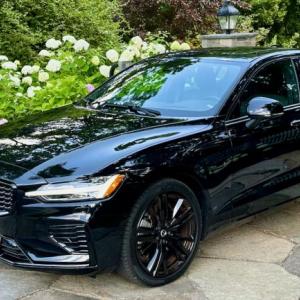No one who eyed the Ultimate Black S60 Recharge sedan identified it as a Volvo—even the badges are black. It’s likely that no one who loses to it in a stoplight drag race will believe it was a Volvo either.