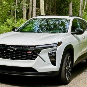 Longer, lower, wider and much more spacious and attractive than before, the new-for-2024 Trax remains Chevrolet’s entry-level SUV, but it has matured in every way save price. This one is finished in Summit White with Jet Black w/Red interior and 19-inch machined wheels.