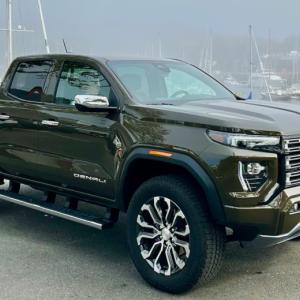 GMC’s Canyon is the Goldilocks pickup—big and gutsy enough to haul, compact enough for in-town living—and the Denali package has all the trimmings. This color is Deep Bronze Metallic, a $495 extra.