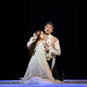 Nadine Sierra as Juliette and Benjamin Bernheim as Roméo in Gounod's "Roméo et Juliette." (Photo by Marty Sohl / Met Opera)