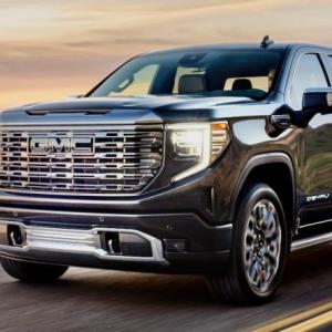 The Sierra Denali Ultimate is a posh truck that, despite its fitments and price, hasn’t forgotten how to work. Super Cruise makes it a willing ally on the highway, too. This color is Titanium Rush Metallic over Alpine Umber.